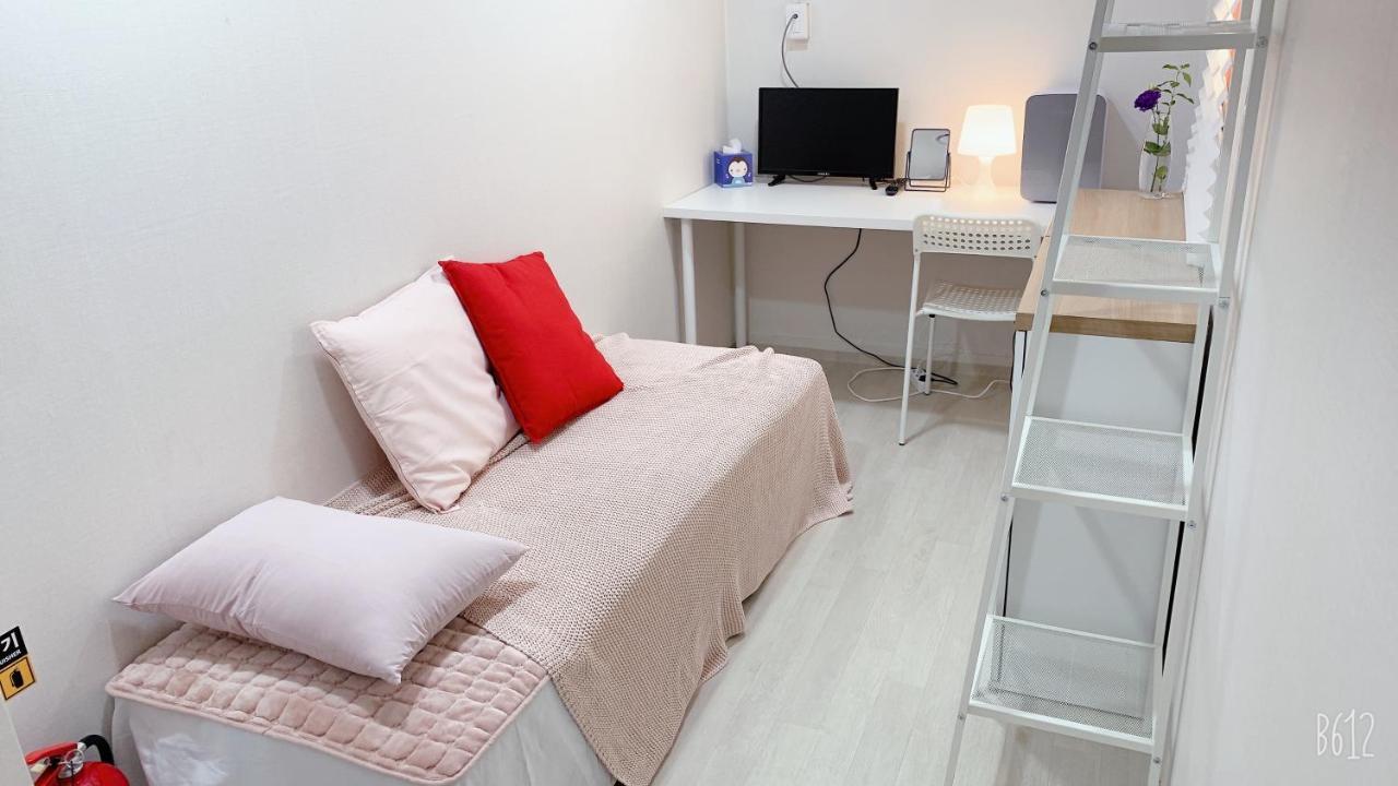The Stay Cube House - Female Only Soul Exteriér fotografie